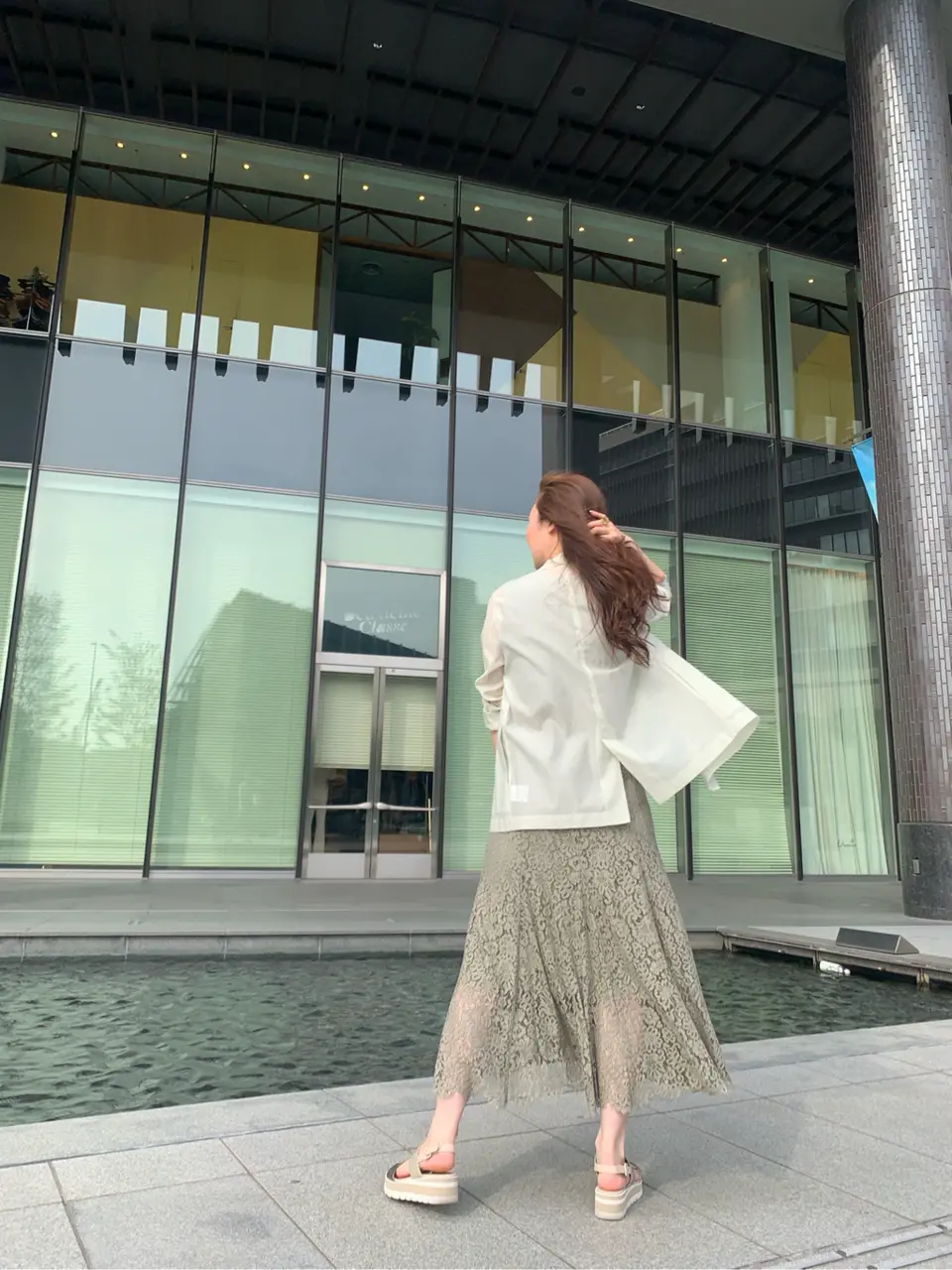 GRACE CONTINENTAL The Banquet 日笠　雅 コーディネート画像