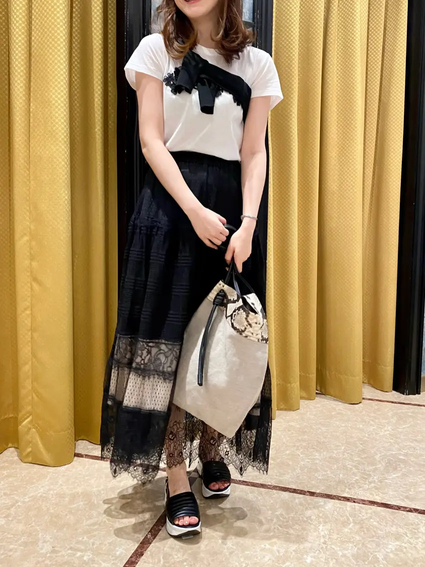 GRACE CONTINENTAL The Banquet Aya. コーディネート画像