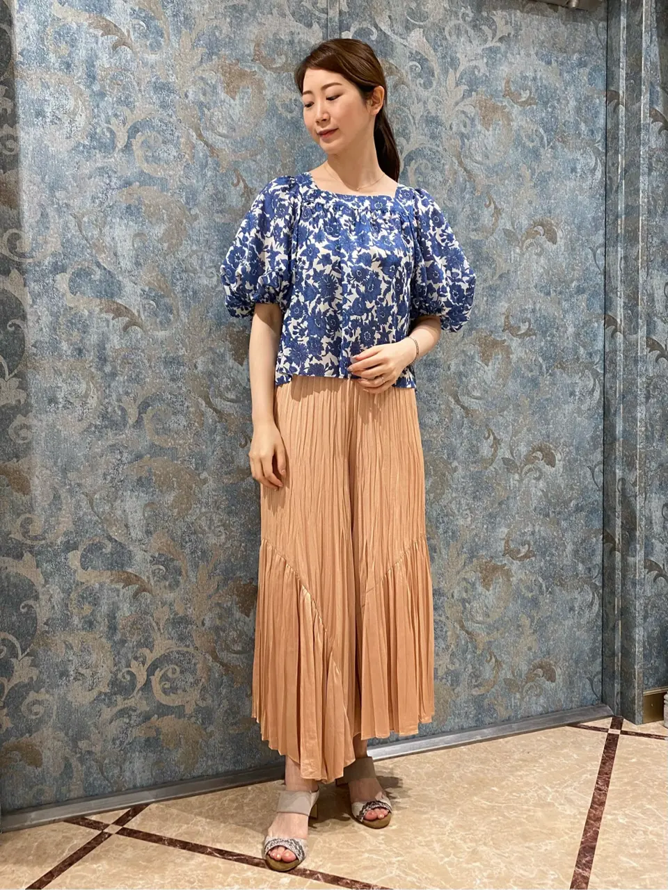 GRACE CONTINENTAL The Banquet Aya. コーディネート画像