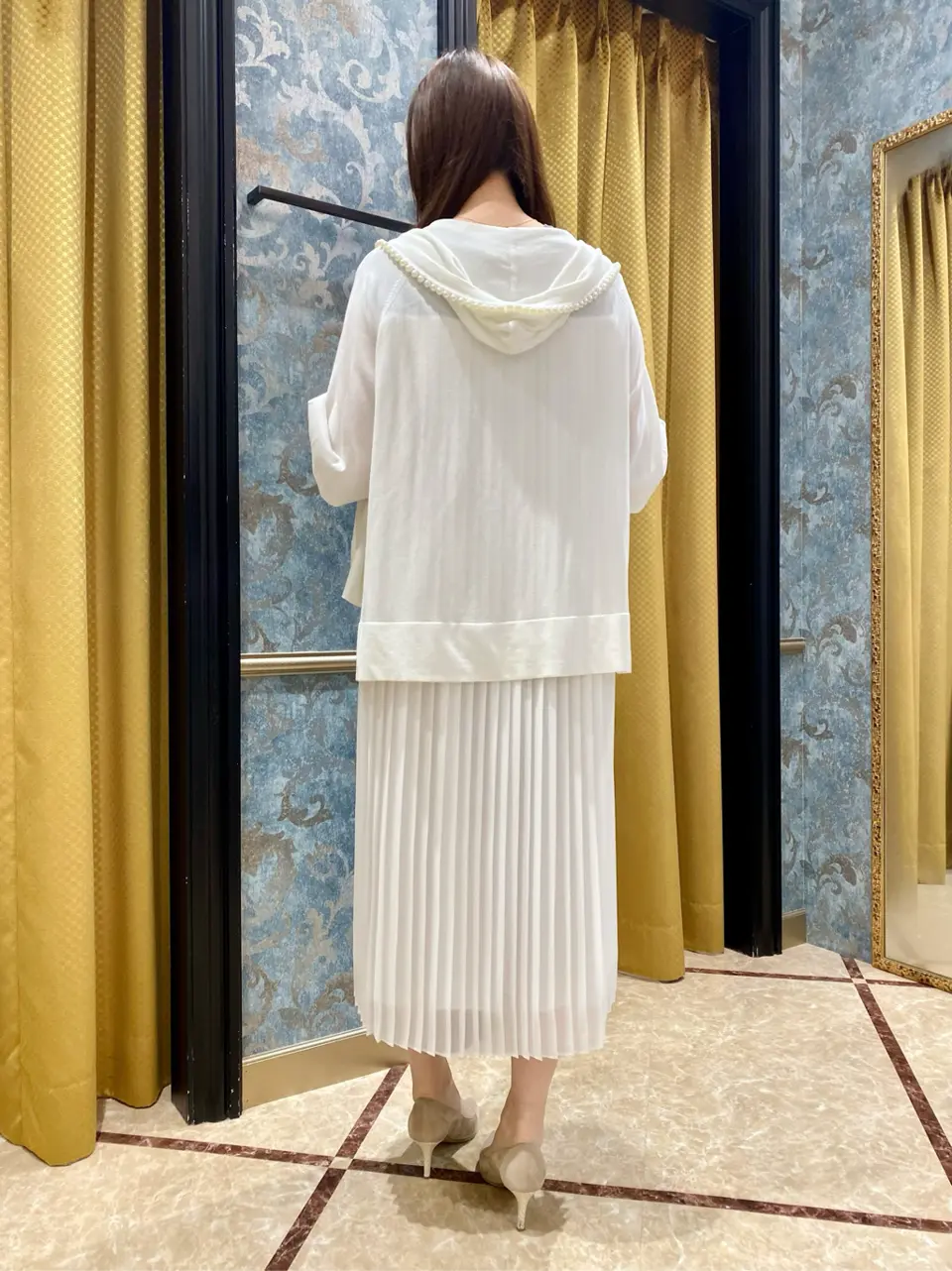 GRACE CONTINENTAL The Banquet Aya. コーディネート画像