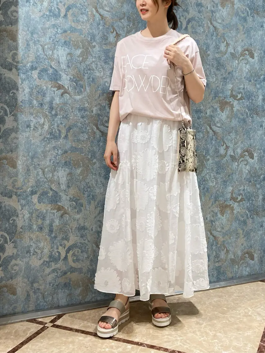  Aya. コーディネート画像