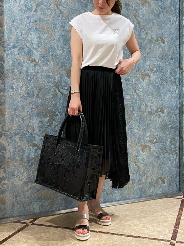 GRACE CONTINENTAL The Banquet 泉　智子 コーディネート画像