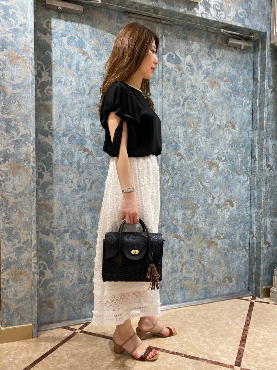 GRACE CONTINENTAL The Banquet 泉　智子 コーディネート画像