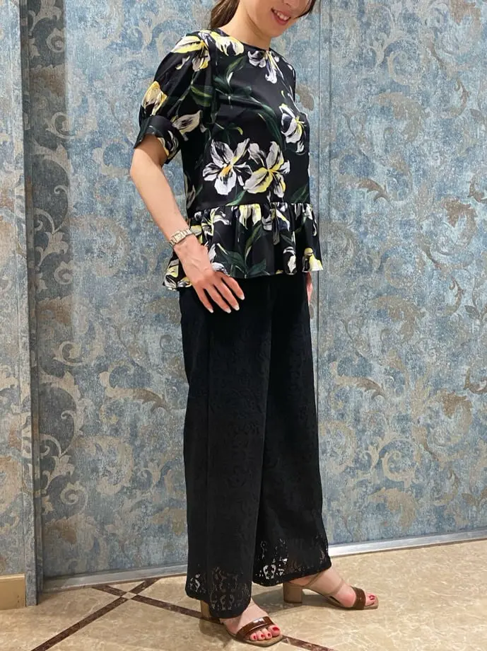 GRACE CONTINENTAL The Banquet 泉　智子 コーディネート画像