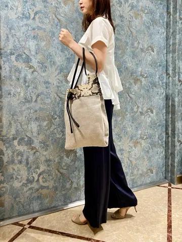 GRACE CONTINENTAL The Banquet Aya. コーディネート画像