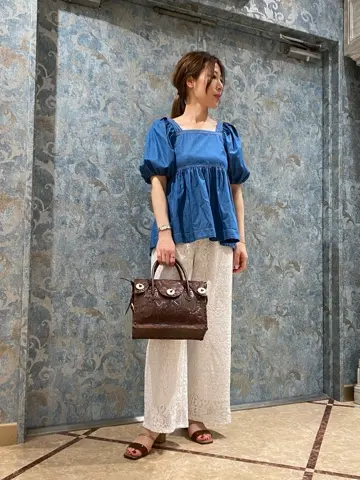 GRACE CONTINENTAL The Banquet 泉　智子 コーディネート画像