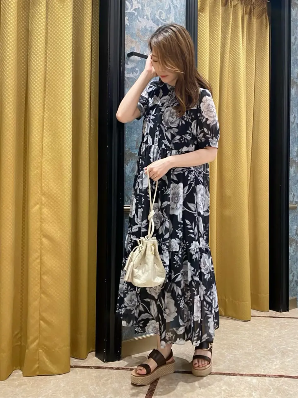 GRACE CONTINENTAL The Banquet Aya. コーディネート画像