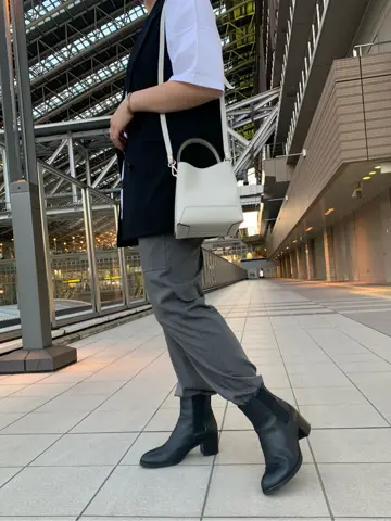 GRACE CONTINENTAL The Banquet 日笠　雅 コーディネート画像