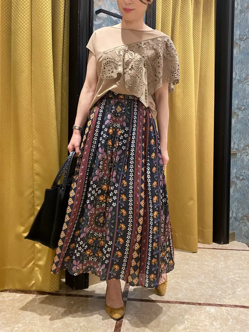 GRACE CONTINENTAL The Banquet 泉　智子 コーディネート画像