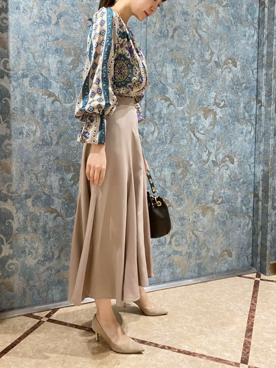 GRACE CONTINENTAL The Banquet Aya. コーディネート画像