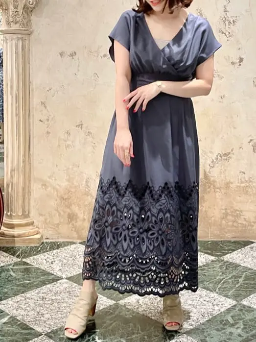 GRACE CONTINENTAL The Banquet SAYUMI Nagashima コーディネート画像