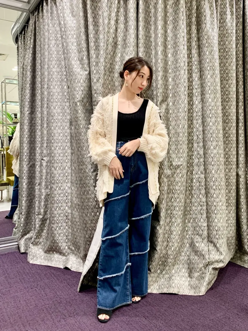  eri コーディネート画像