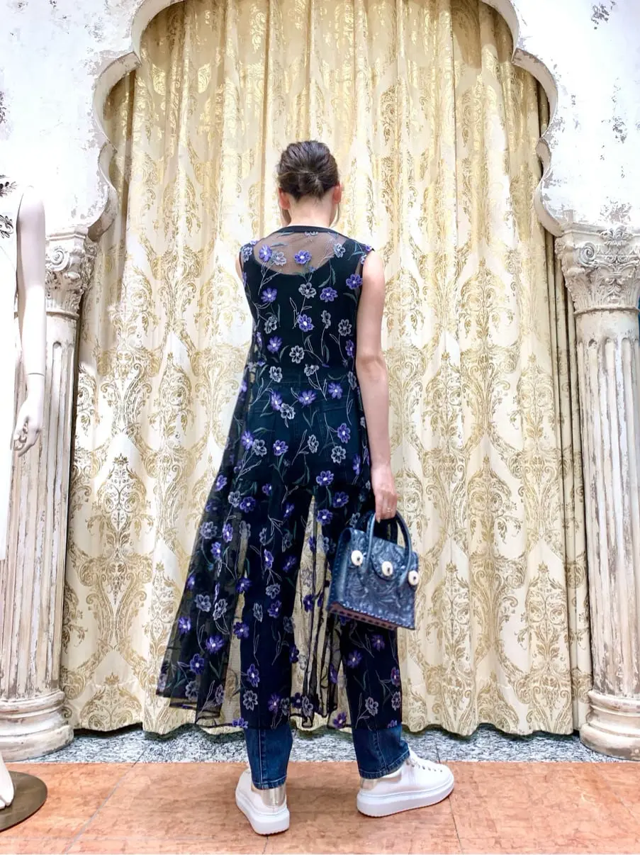 GRACE CONTINENTAL The Banquet eri コーディネート画像