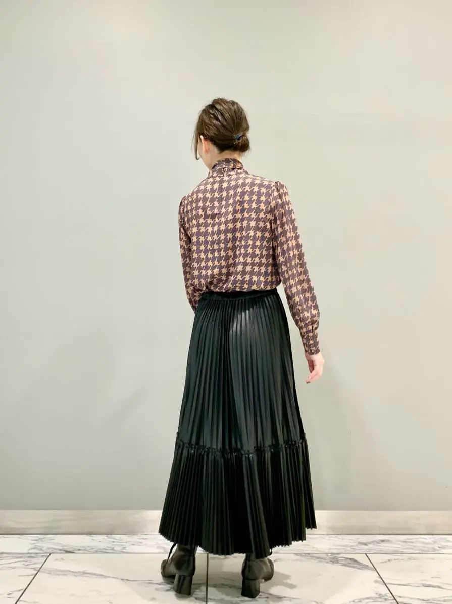 GRACE CONTINENTAL The Banquet eri コーディネート画像