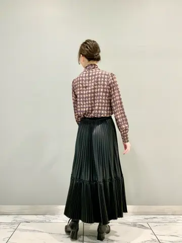 GRACE CONTINENTAL The Banquet eri コーディネート画像