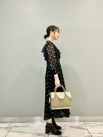 GRACE CONTINENTAL The Banquet eri コーディネート画像