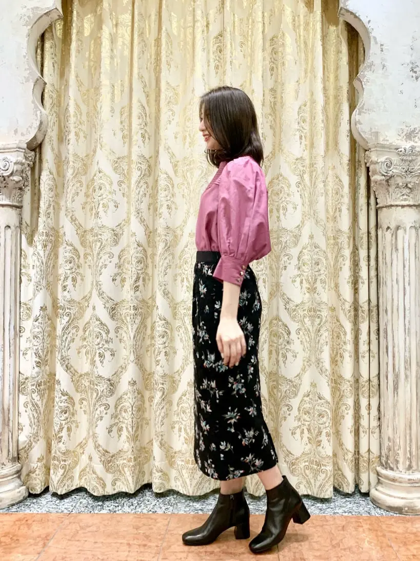 GRACE CONTINENTAL The Banquet eri コーディネート画像