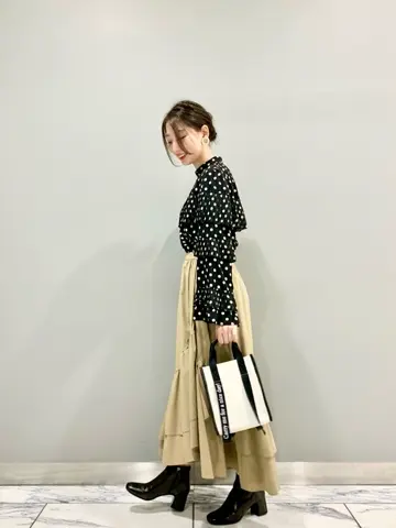 GRACE CONTINENTAL The Banquet eri コーディネート画像