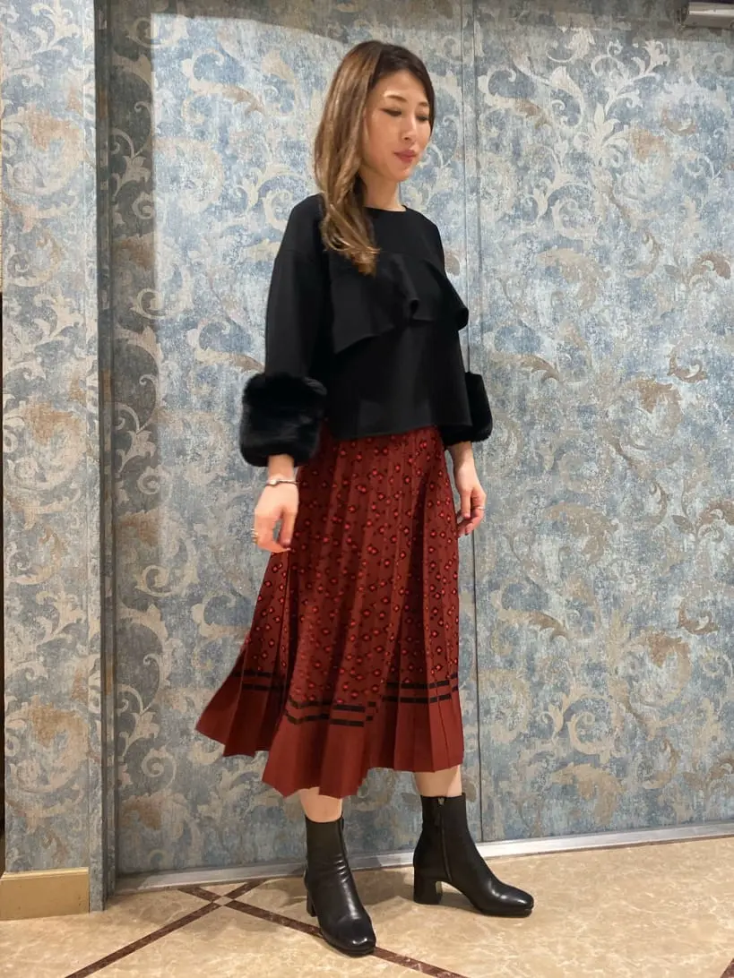 GRACE CONTINENTAL The Banquet 泉　智子 コーディネート画像