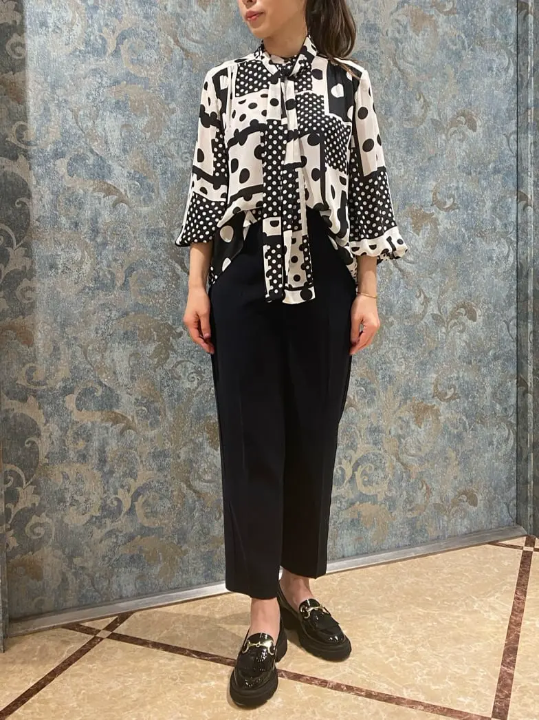 GRACE CONTINENTAL The Banquet 泉　智子 コーディネート画像