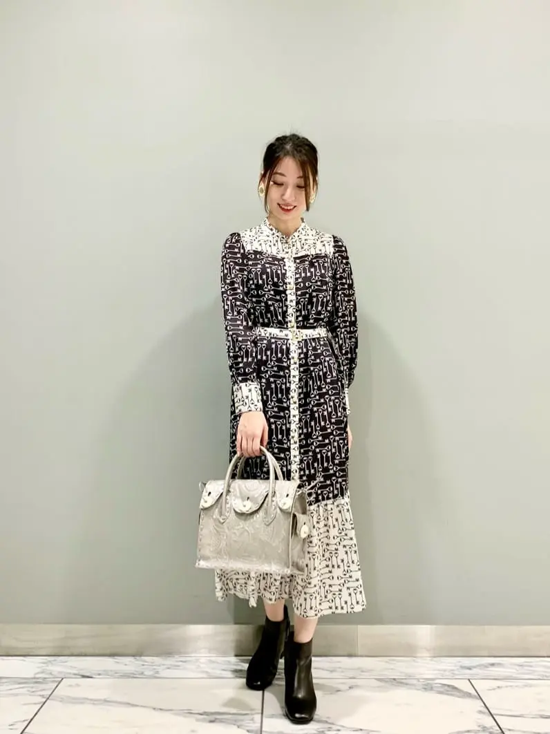  eri コーディネート画像