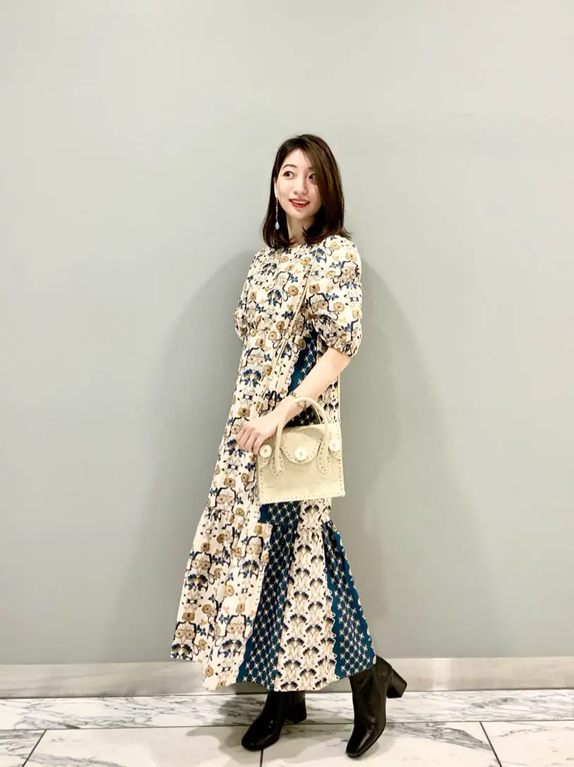 GRACE CONTINENTAL The Banquet eri コーディネート画像