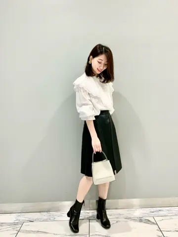 GRACE CONTINENTAL The Banquet eri コーディネート画像