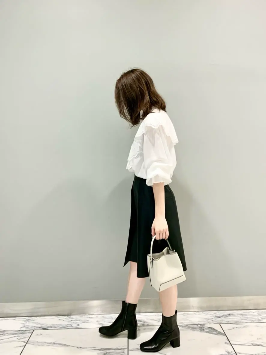 GRACE CONTINENTAL The Banquet eri コーディネート画像