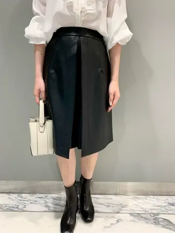 GRACE CONTINENTAL The Banquet eri コーディネート画像