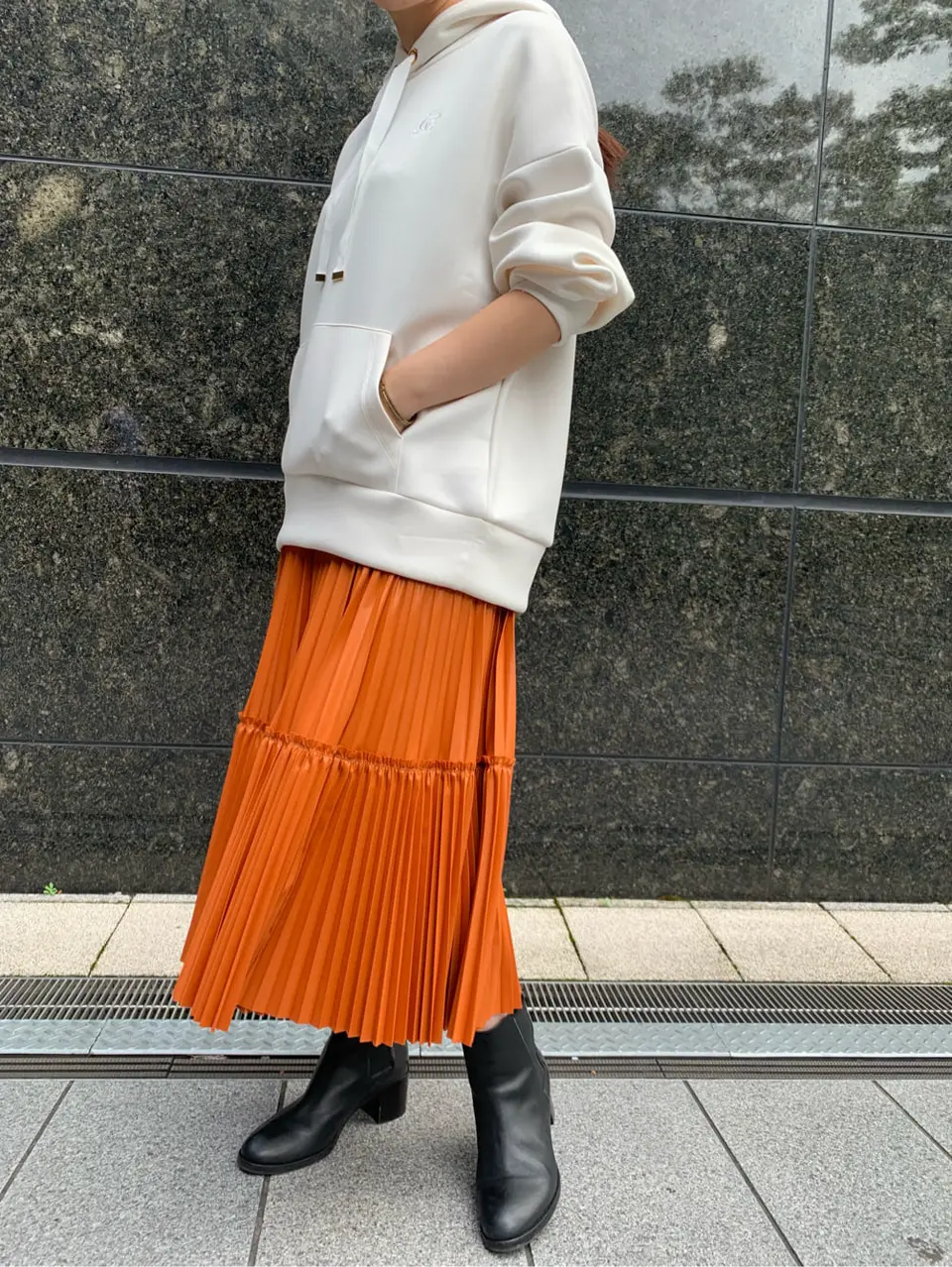 GRACE CONTINENTAL The Banquet 日笠　雅 コーディネート画像