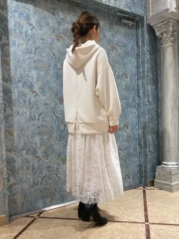 GRACE CONTINENTAL The Banquet 泉　智子 コーディネート画像