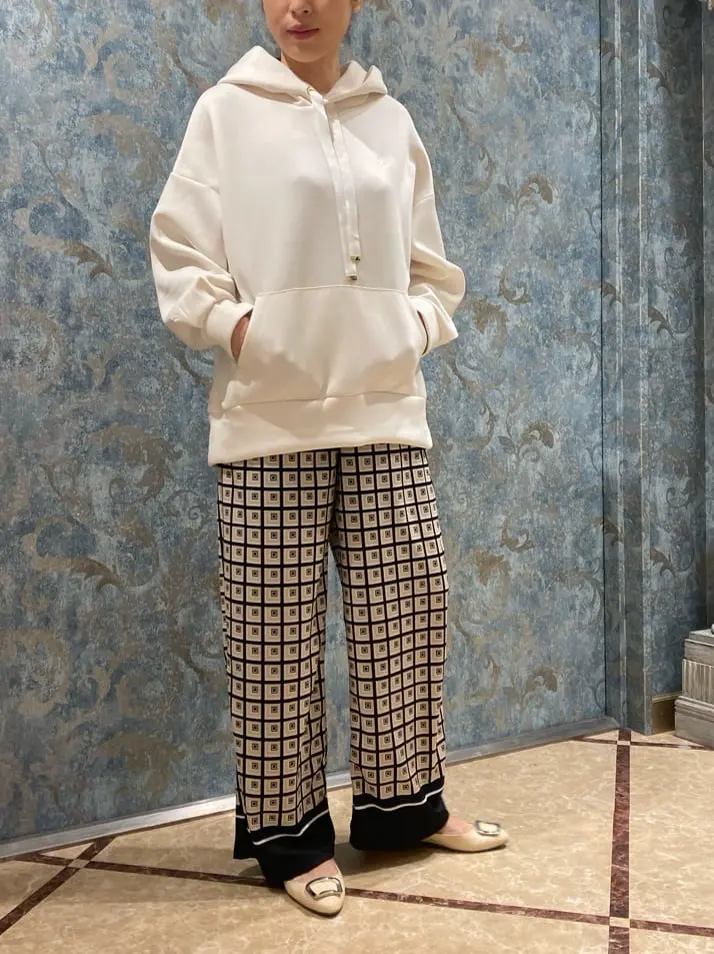 GRACE CONTINENTAL The Banquet 泉　智子 コーディネート画像