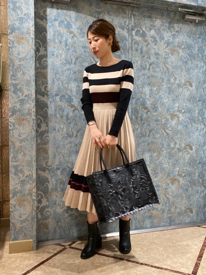 GRACE CONTINENTAL The Banquet 泉　智子 コーディネート画像