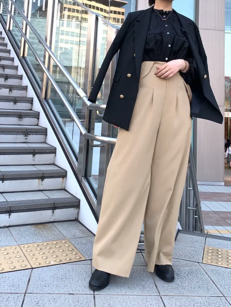 GRACE CONTINENTAL The Banquet 日笠　雅 コーディネート画像