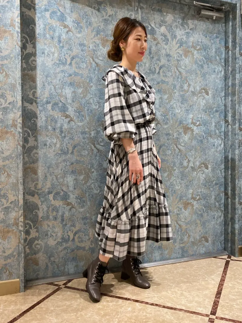 GRACE CONTINENTAL The Banquet 泉　智子 コーディネート画像