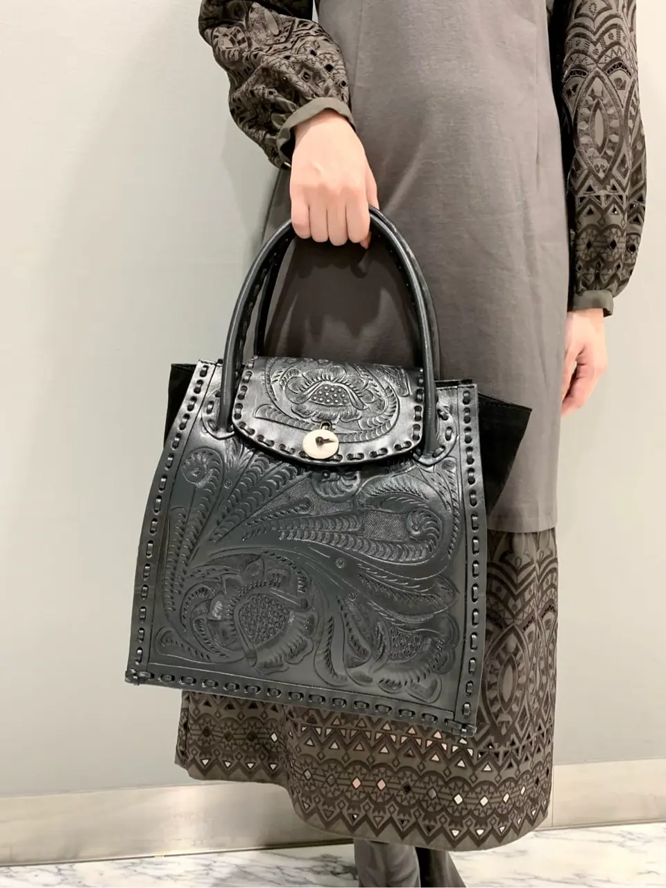 GRACE CONTINENTAL The Banquet eri コーディネート画像