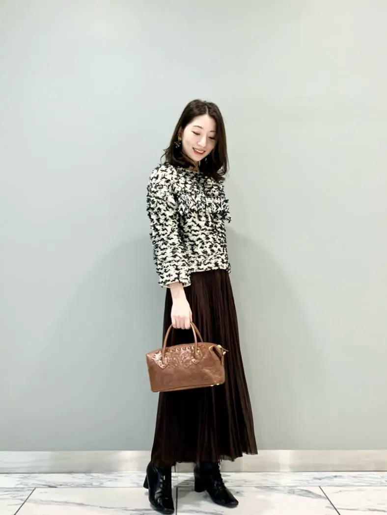 GRACE CONTINENTAL The Banquet eri コーディネート画像