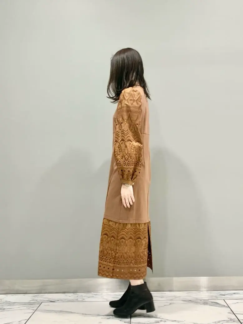 GRACE CONTINENTAL The Banquet eri コーディネート画像