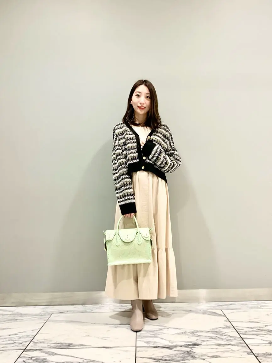 GRACE CONTINENTAL The Banquet eri コーディネート画像