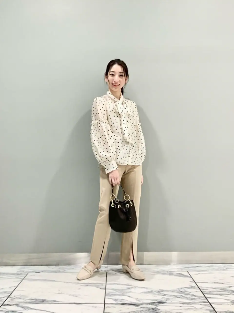 GRACE CONTINENTAL The Banquet eri コーディネート画像