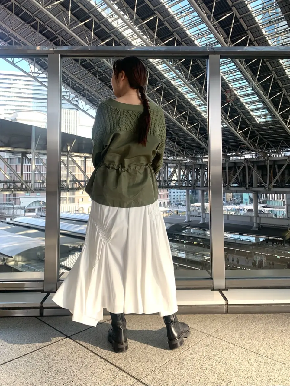 GRACE CONTINENTAL The Banquet 日笠　雅 コーディネート画像