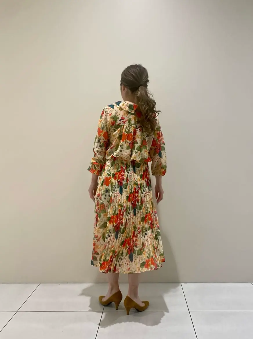 GRACE CONTINENTAL The Banquet 泉　智子 コーディネート画像