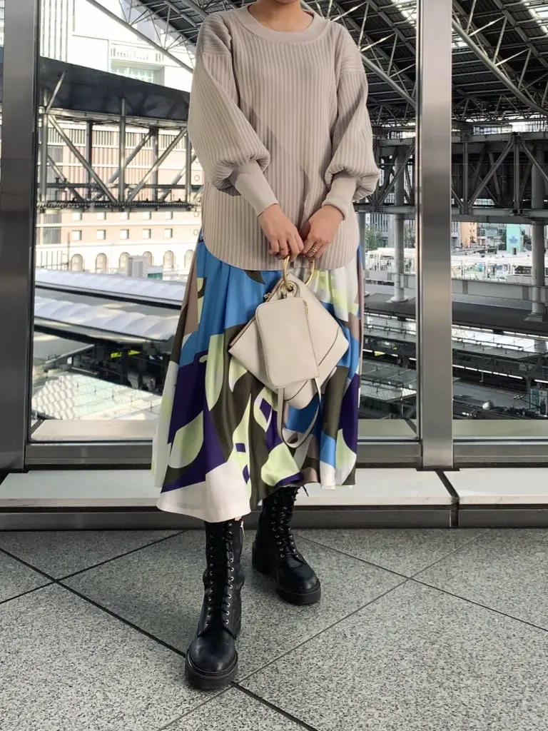  日笠　雅 コーディネート画像