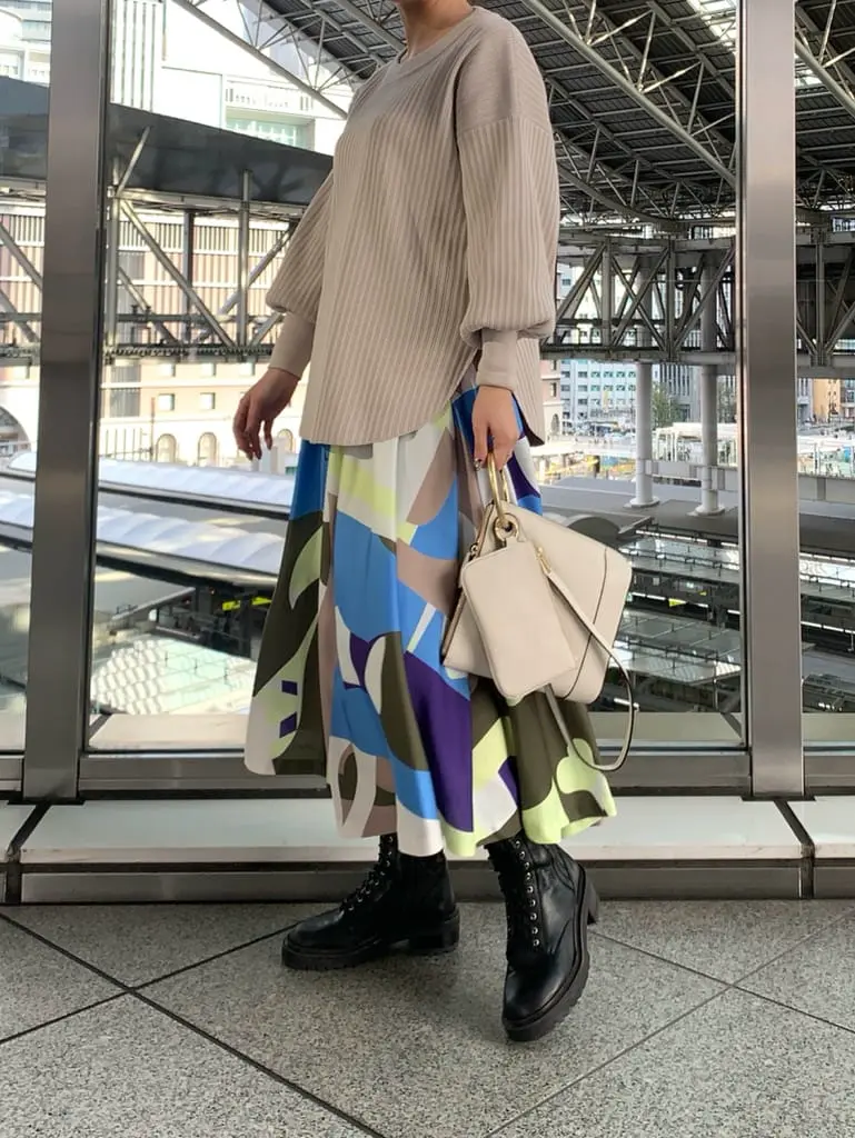 GRACE CONTINENTAL The Banquet 日笠　雅 コーディネート画像