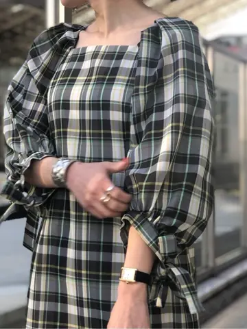 GRACE CONTINENTAL The Banquet 尾田亜沙美 コーディネート画像