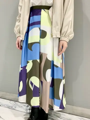 GRACE CONTINENTAL The Banquet eri コーディネート画像