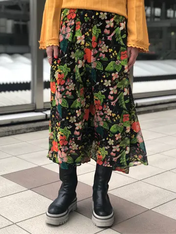 GRACE CONTINENTAL The Banquet 尾田亜沙美 コーディネート画像