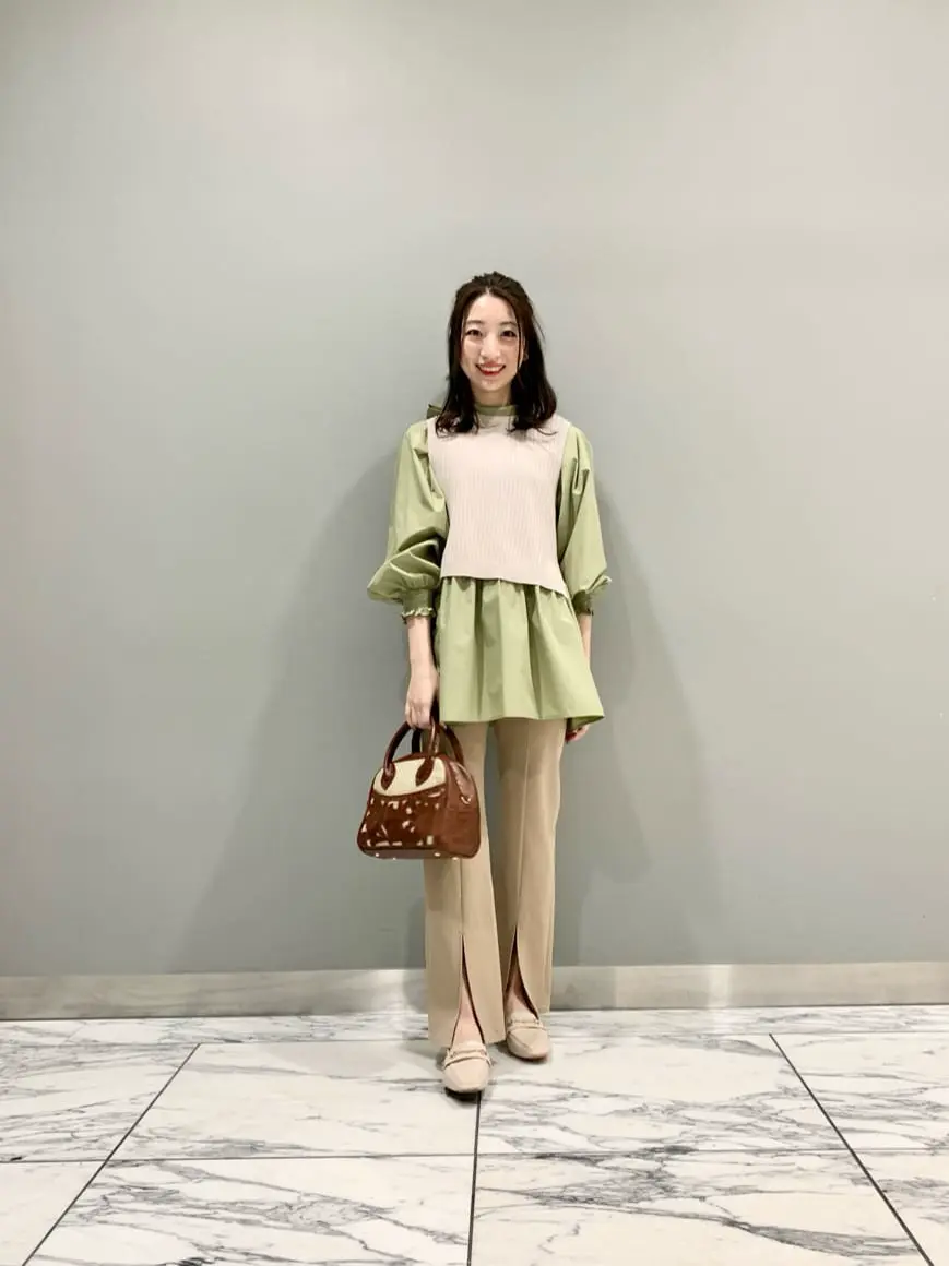 GRACE CONTINENTAL The Banquet eri コーディネート画像