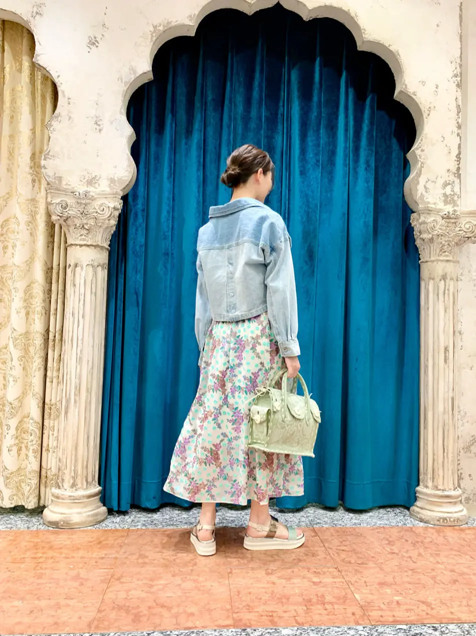 GRACE CONTINENTAL The Banquet eri コーディネート画像