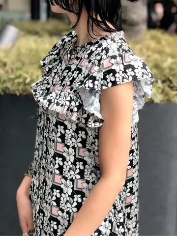 GRACE CONTINENTAL The Banquet 尾田亜沙美 コーディネート画像